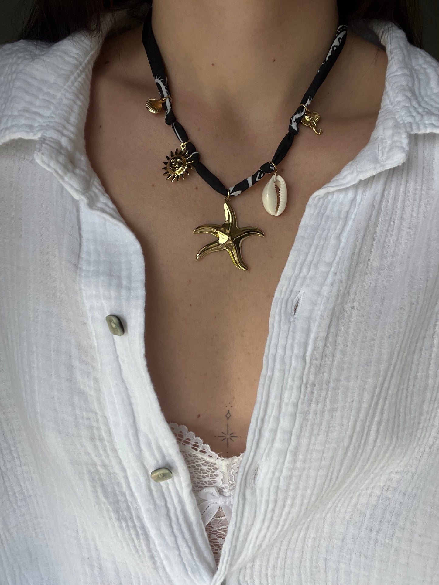 Collier Yona