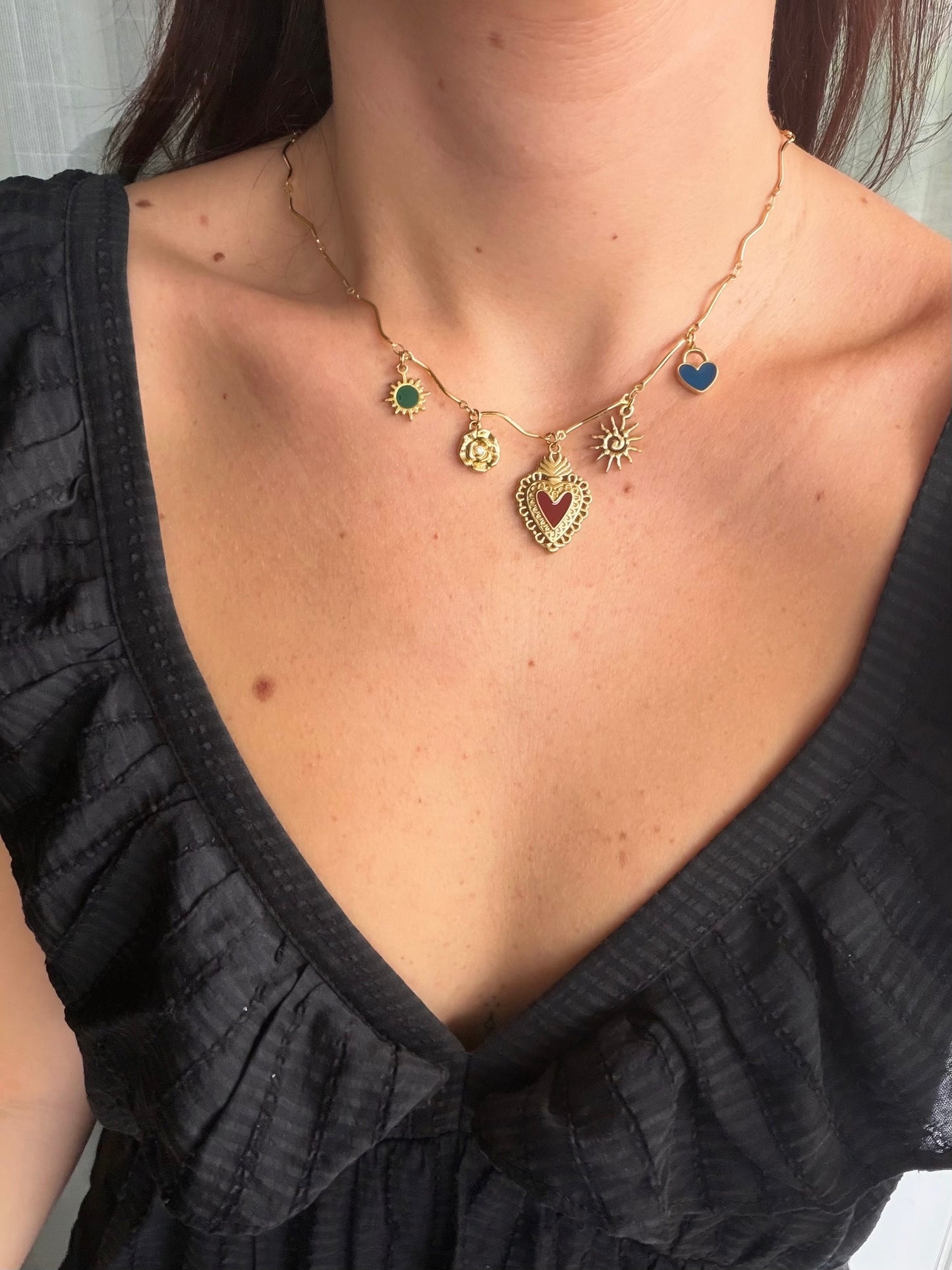 Collier Laury
