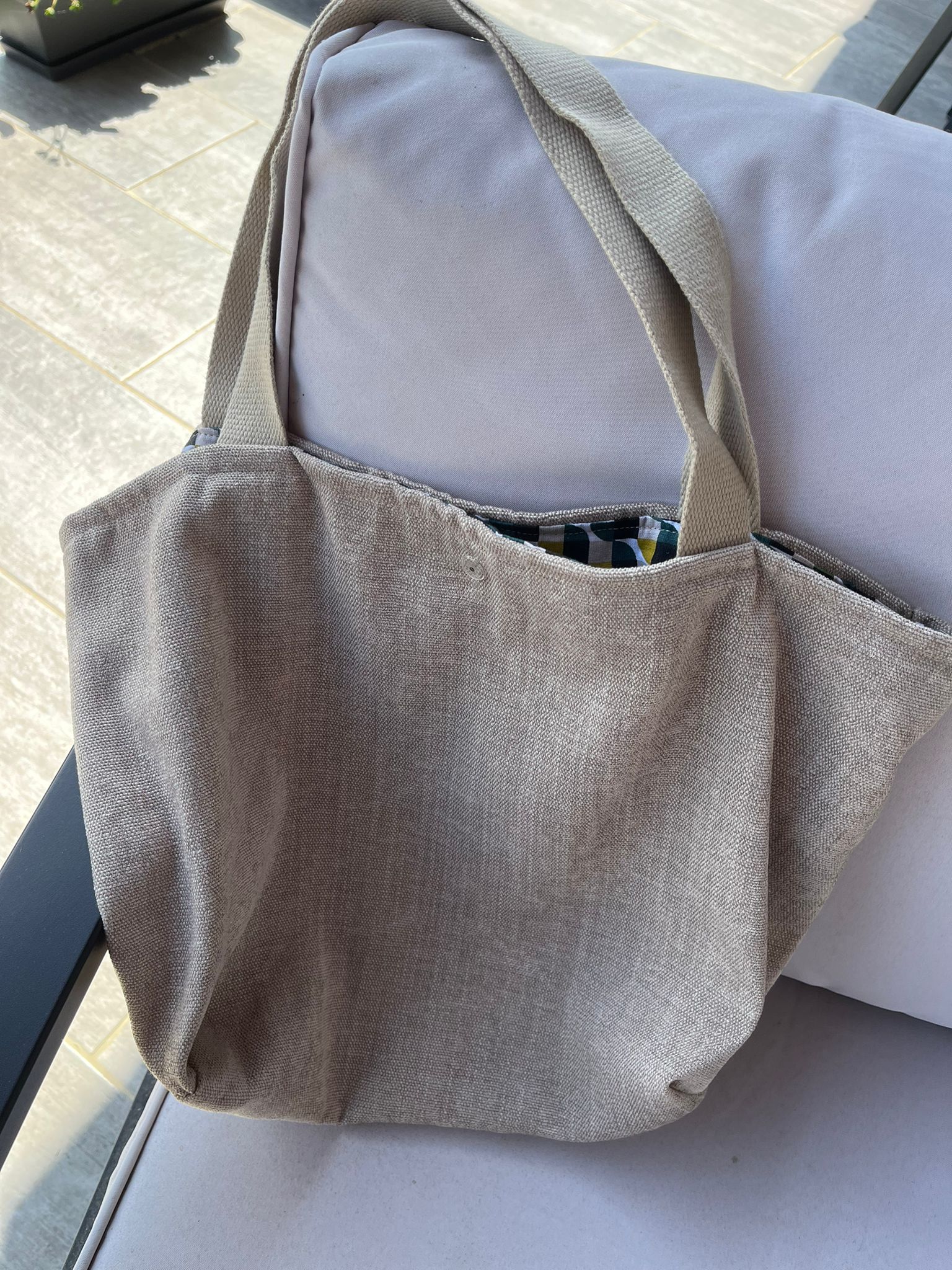 Tote bag